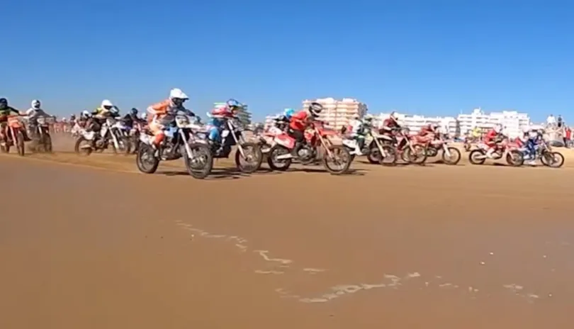 Sand Race